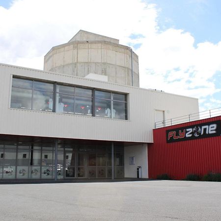 Auberge Flyzone Lezignan-Corbieres Luaran gambar