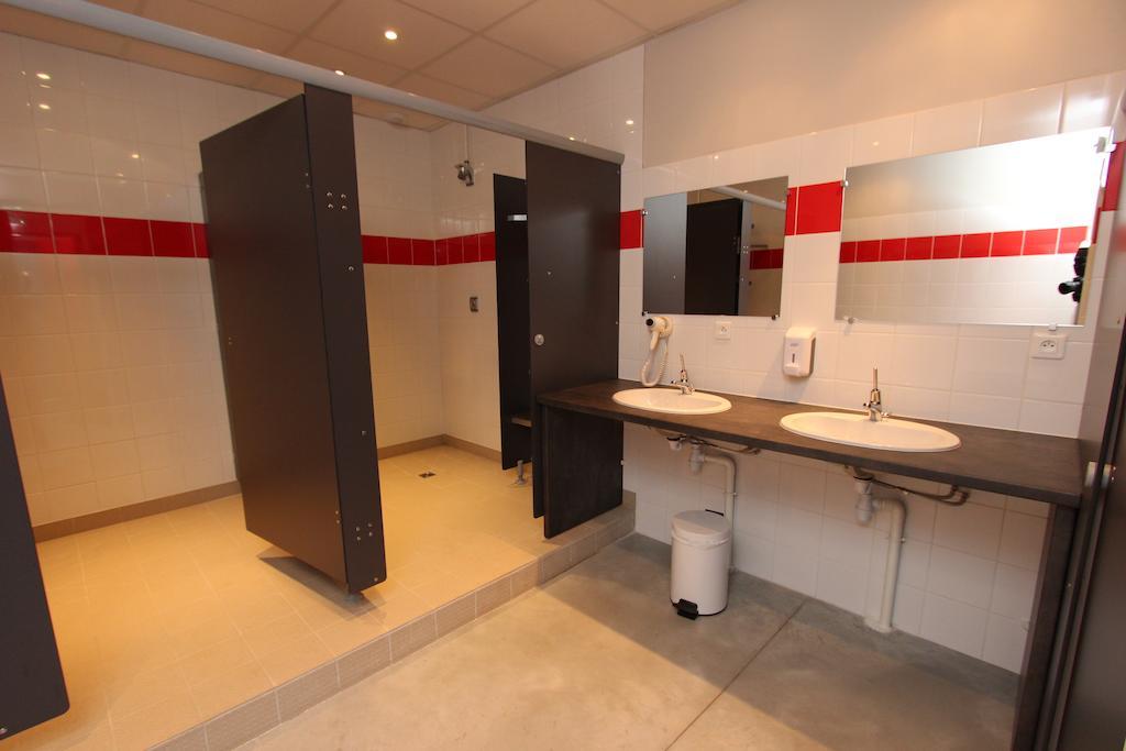 Auberge Flyzone Lezignan-Corbieres Luaran gambar