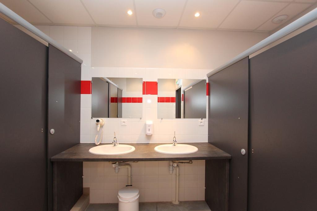 Auberge Flyzone Lezignan-Corbieres Luaran gambar